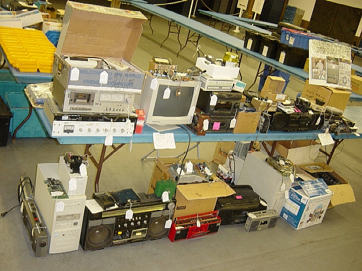 2006 Junque table
